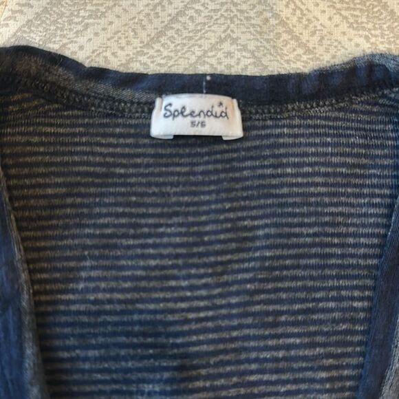 Splendid Boys Grey & Navy Striped Cardigan Button Down Shirt - Size 5/6 - Picture 2 of 6